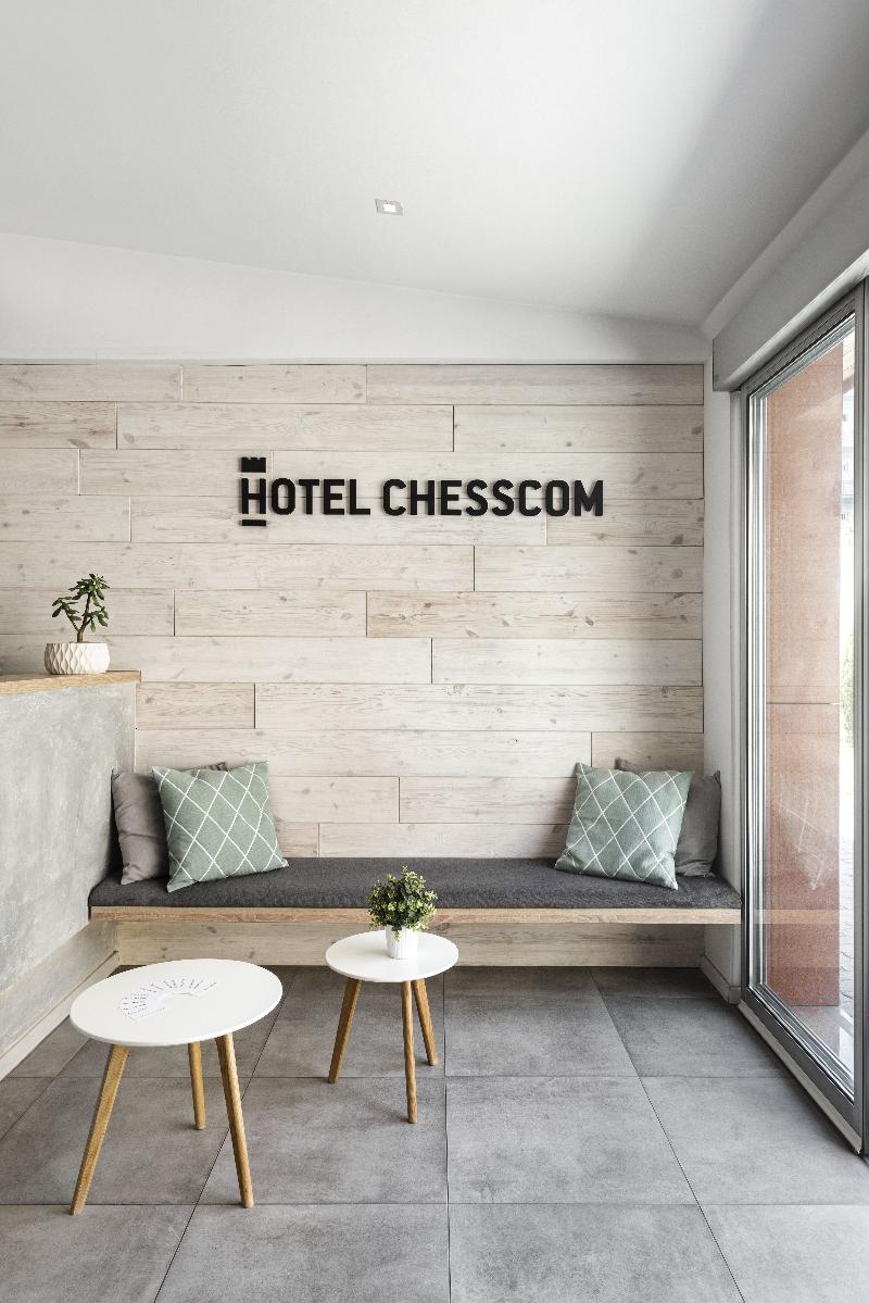 Chesscom Hotel