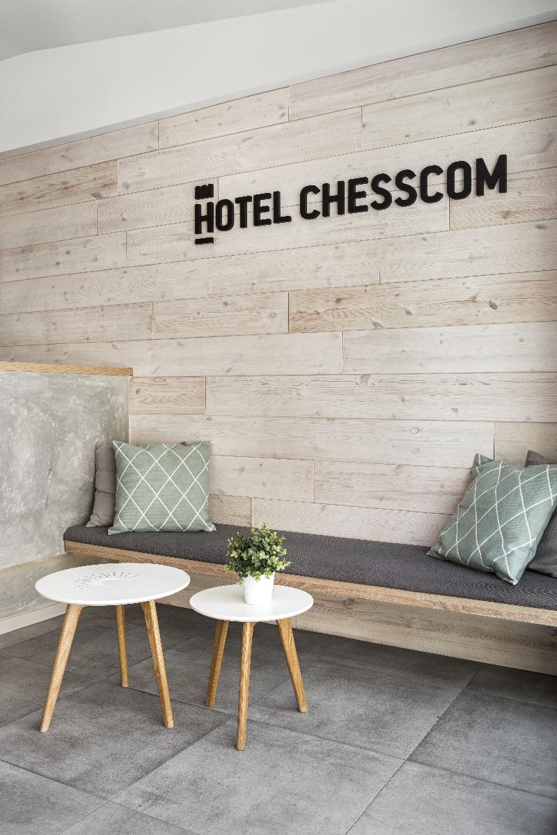 Chesscom Hotel