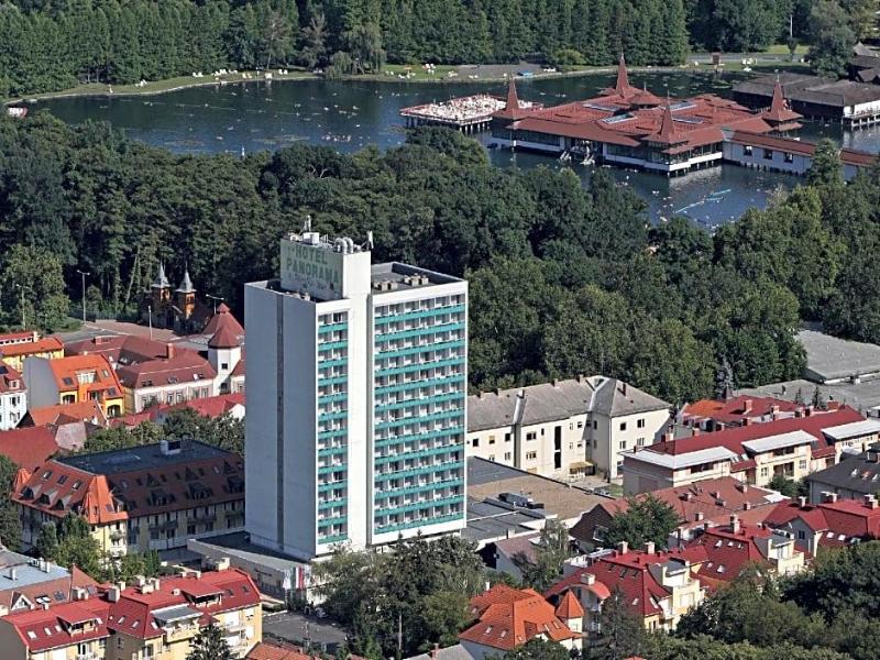 Hunguest Hotel Panorama image