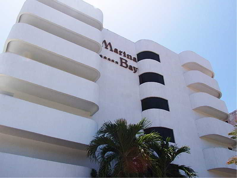 HOTEL MARINA BAY