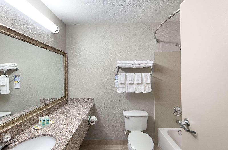 Quality Inn Mesquite - Dallas East image
