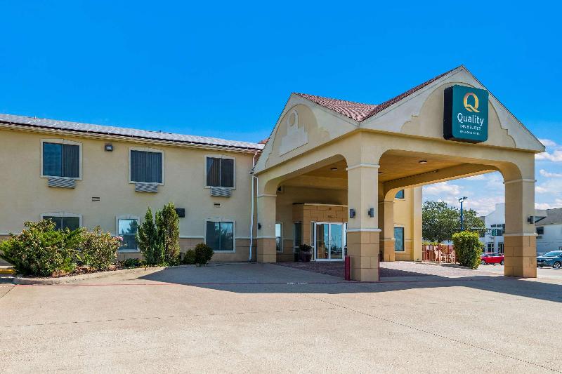 Quality Inn & Suites Terrell image