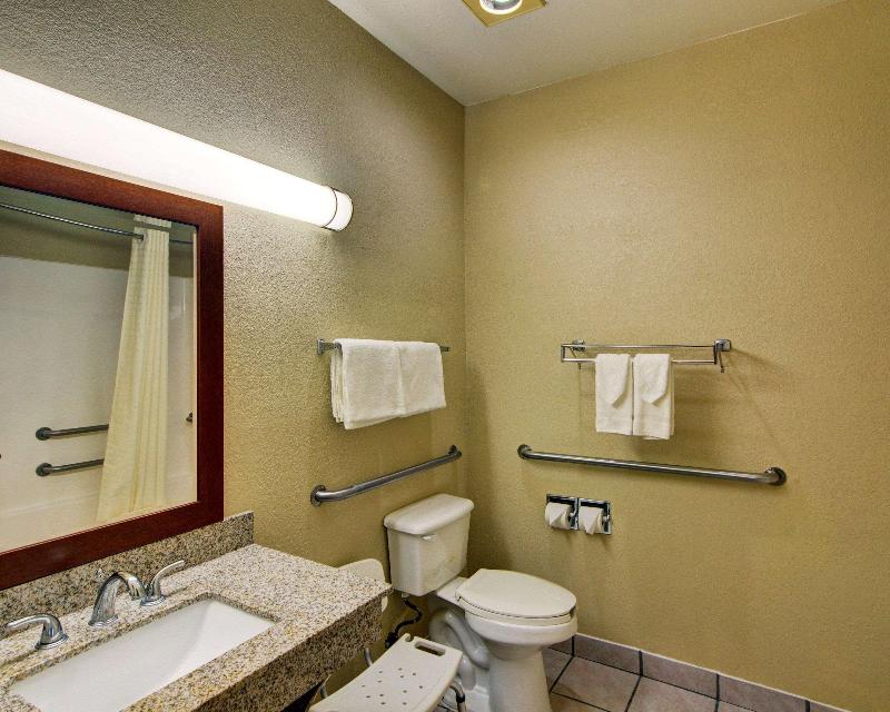 Hotel Quality Inn & Suites Terrell