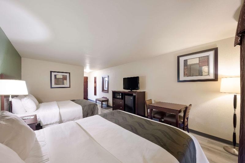 Quality Inn & Suites Terrell image