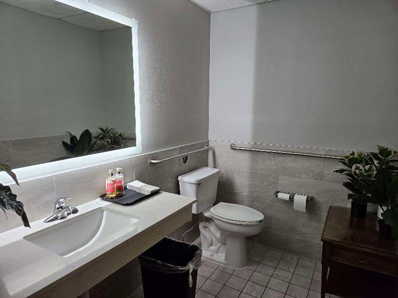 Quality Inn Tulalip - Marysville image