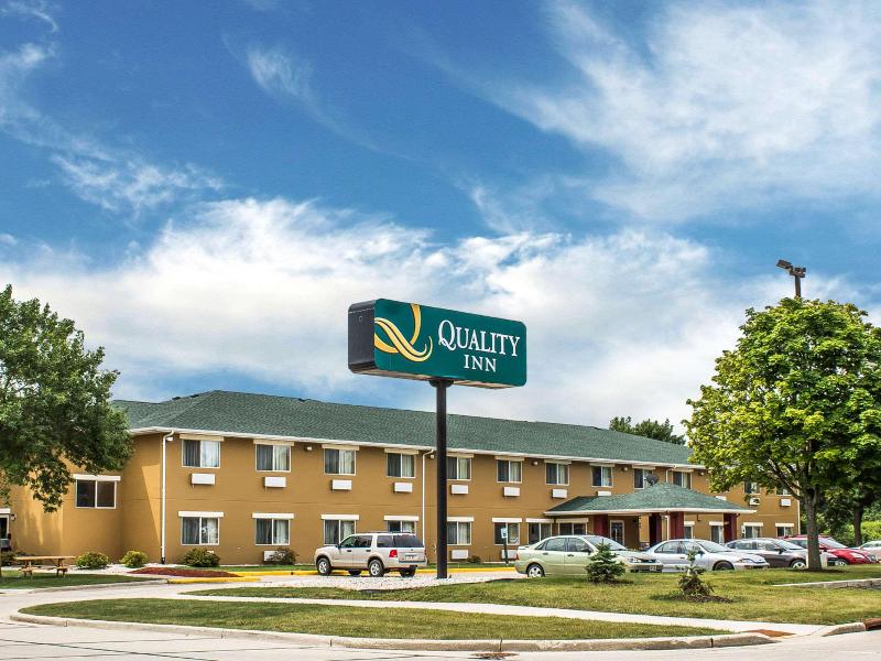 Quality Inn Manitowoc image
