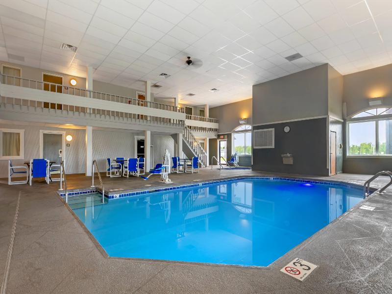 Quality Inn Mauston I-90 image