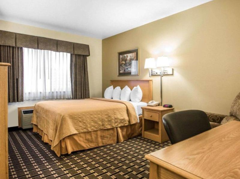 Quality Inn Mauston I-90 image