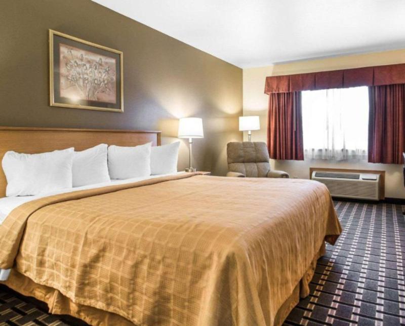 Quality Inn Mauston I-90 image