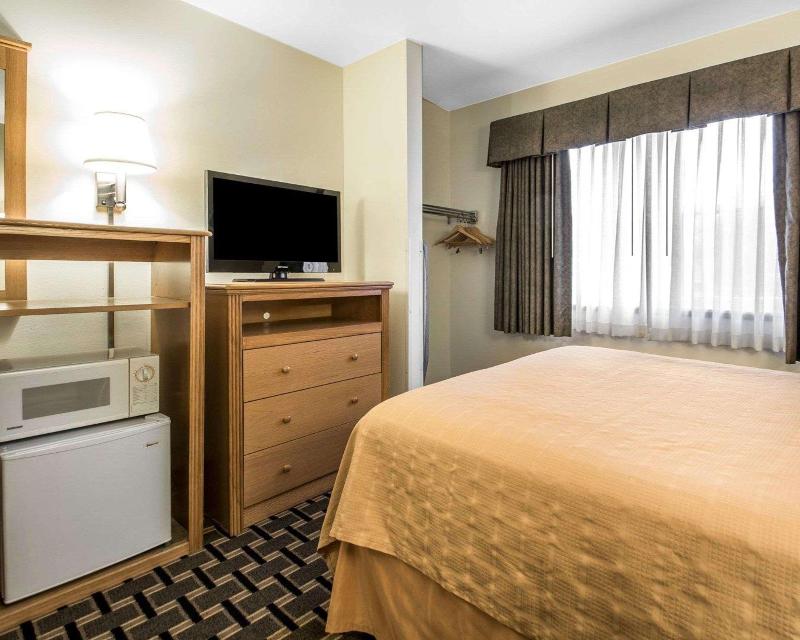 Quality Inn Mauston I-90 image