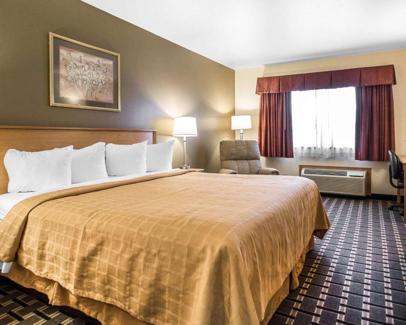 Quality Inn Mauston I-90 image