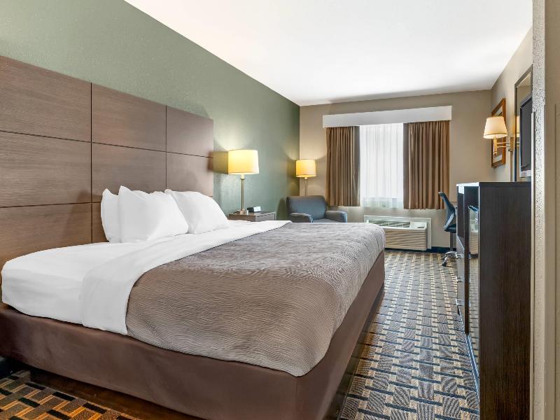 Quality Inn Mauston I-90 image