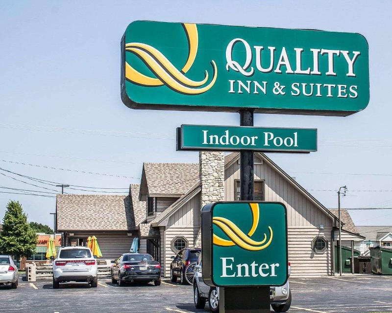 Quality Inn & Suites Sturgeon Bay Area image