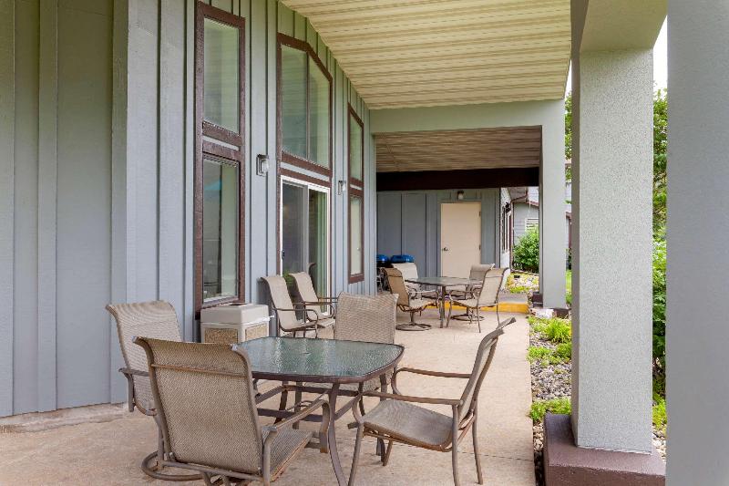 Clarion Pointe Tomah image