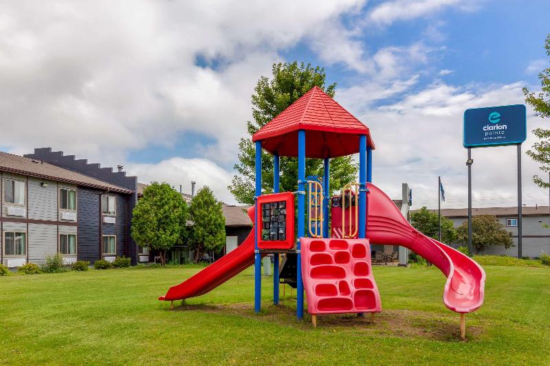 Clarion Pointe Tomah image