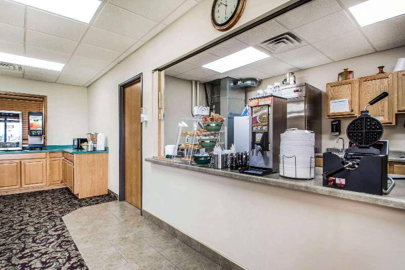 Clarion Pointe Tomah image