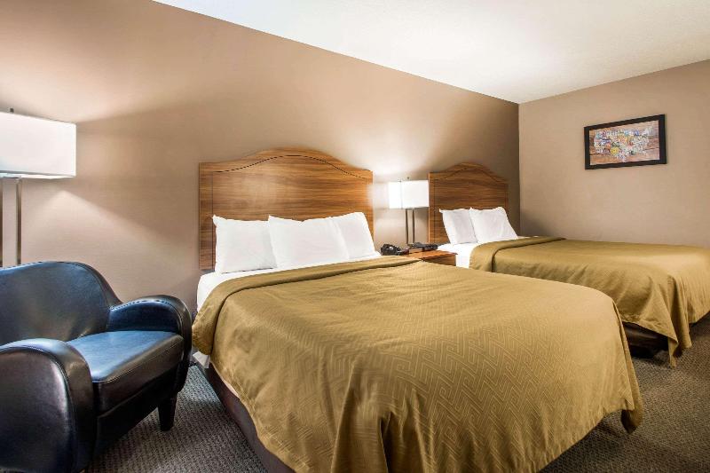 Clarion Pointe Tomah image