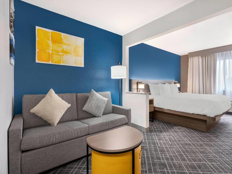 Quality Inn & SUI Wisconsin Dells DWNTN-Waterparks image