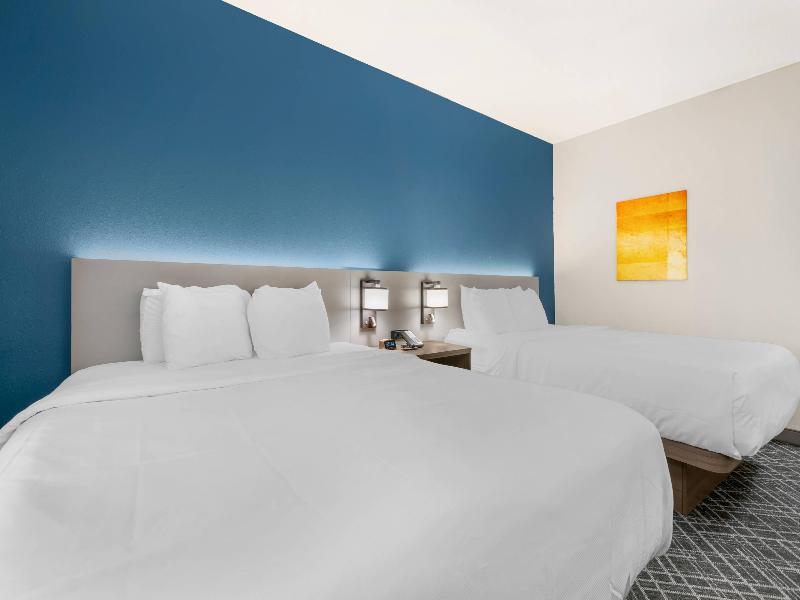Quality Inn & SUI Wisconsin Dells DWNTN-Waterparks image