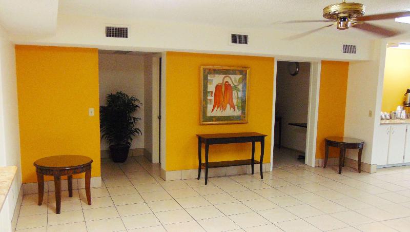 Days Inn & Suites by Wyndham Brewton image