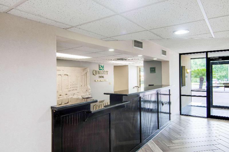 Quality Inn Near University Of Mobile image