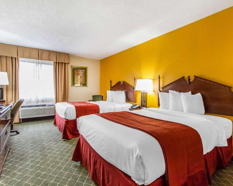 Quality Inn Near University Of Mobile image