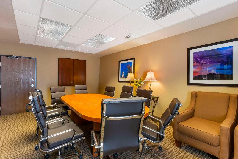 Comfort Inn Green Valley I-19 image