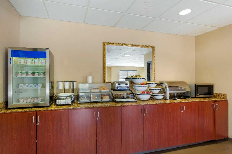 Comfort Inn Green Valley I-19 image