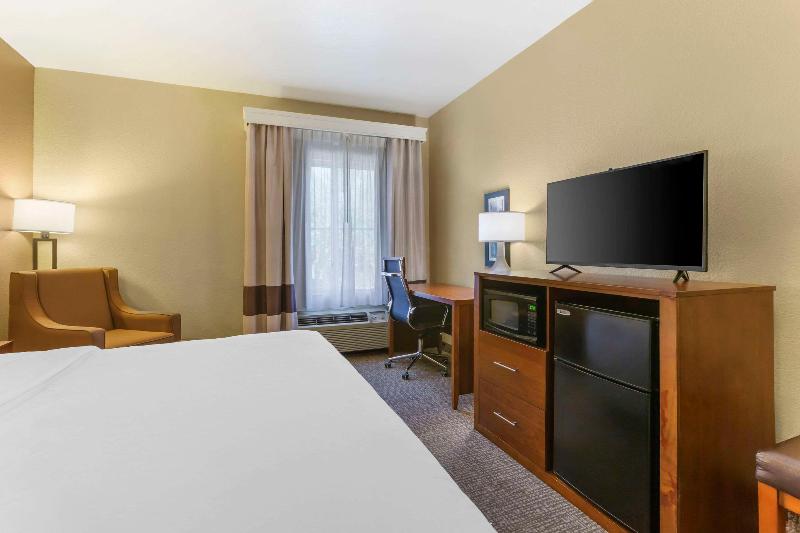 Comfort Inn Green Valley I-19 image