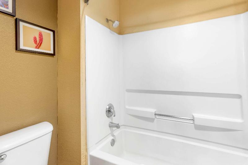 Comfort Inn Green Valley I-19 image