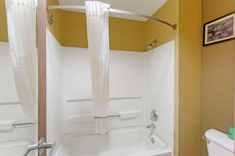 Comfort Inn Green Valley I-19 image