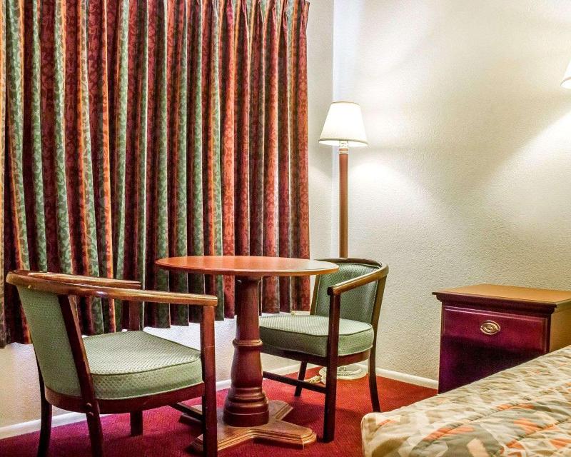 Rodeway Inn Winslow I-40 image
