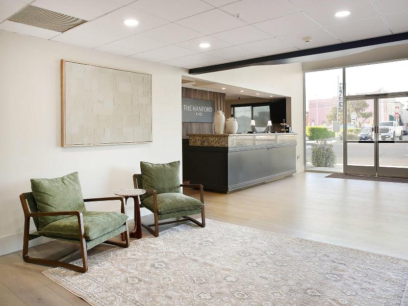 Comfort Inn Hanford Lemoore image