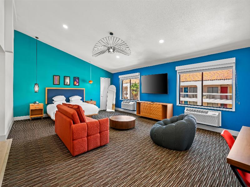 Signature Inn Indio I-10 Coachella Valley image