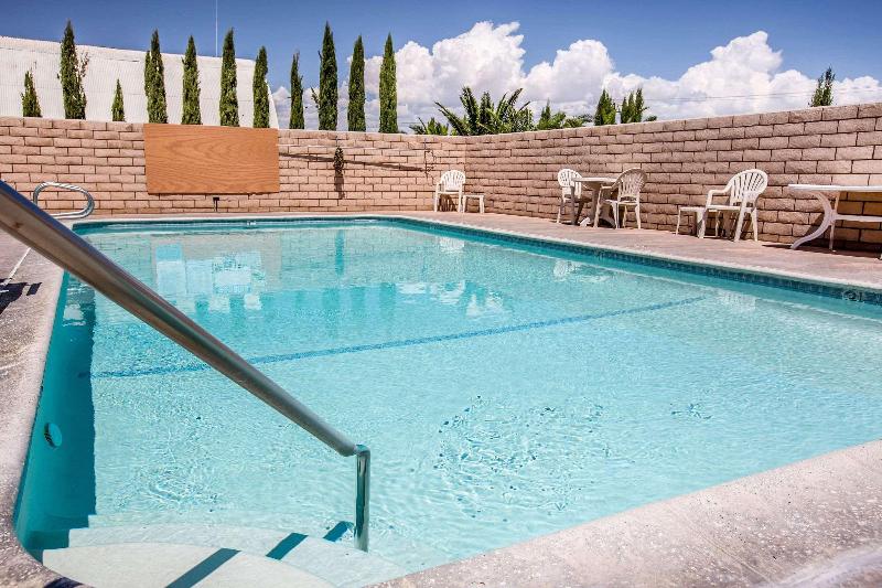 Days Inn Ridgecrest Near China Lake Naval Station image