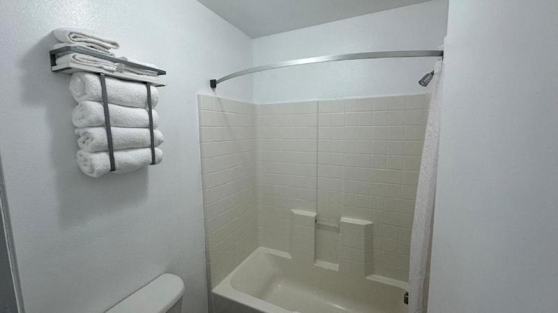 Days Inn Ridgecrest Near China Lake Naval Station image