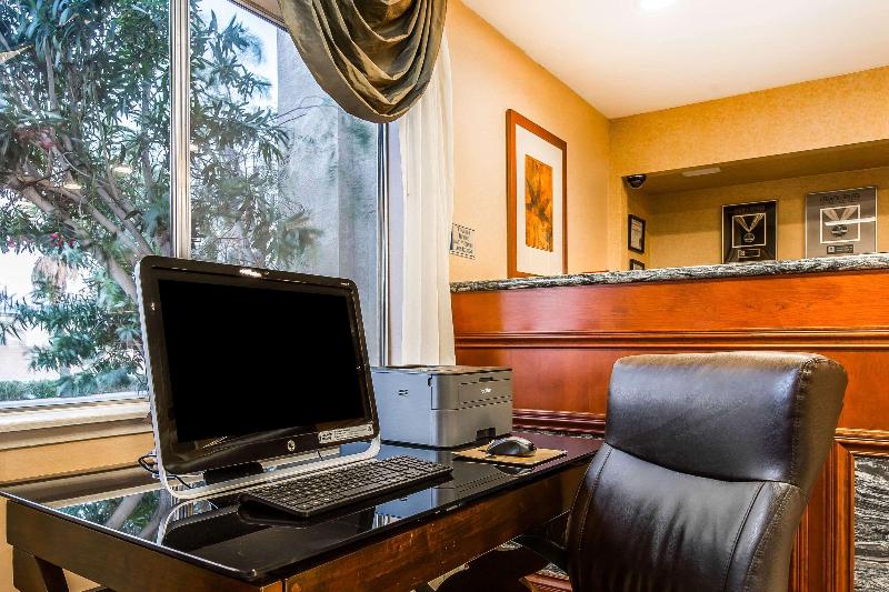 Quality Inn Near China Lake Naval Station image