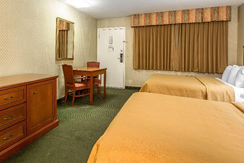 Quality Inn Near China Lake Naval Station image