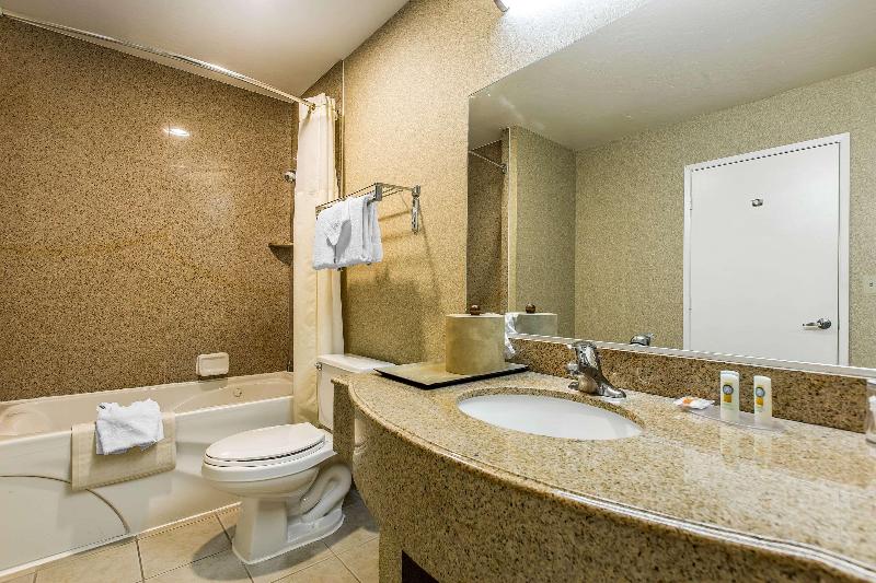 Quality Inn Near China Lake Naval Station image
