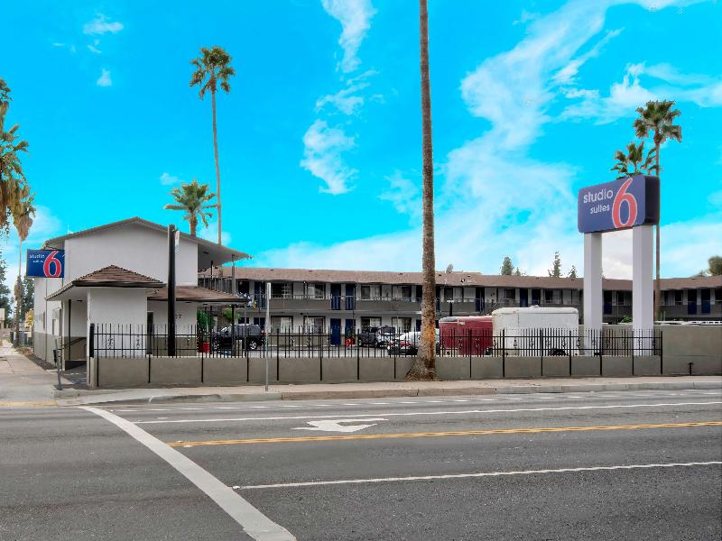 Rodeway Inn San Bernardino image
