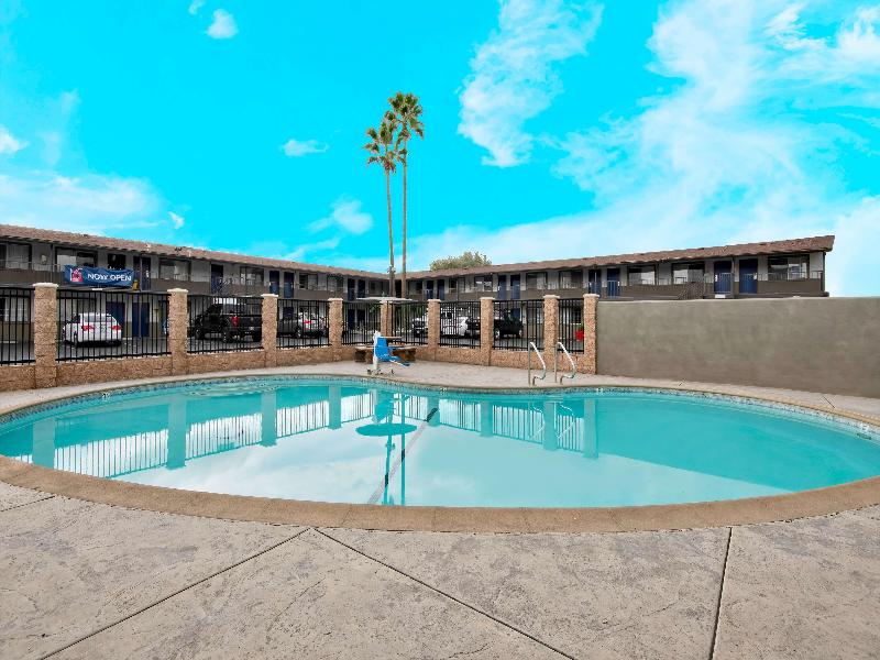 Rodeway Inn San Bernardino image