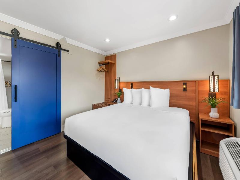 Rodeway Inn San Diego image