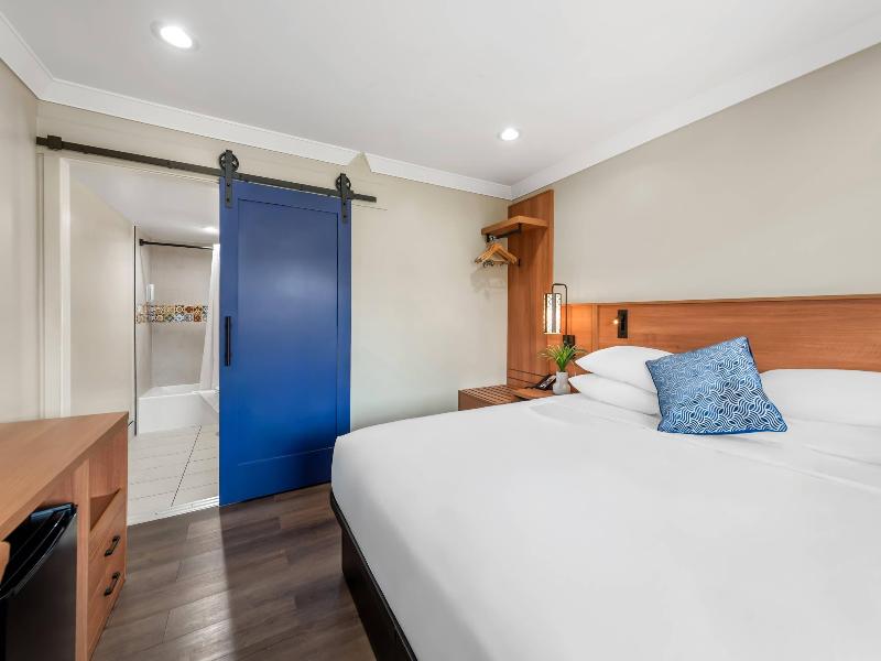 Rodeway Inn San Diego image