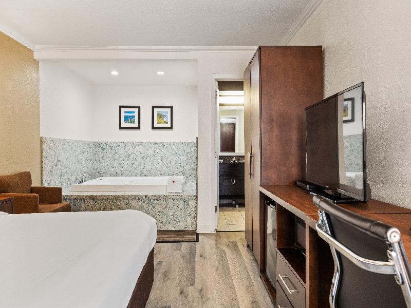 Comfort Inn Santa Cruz image