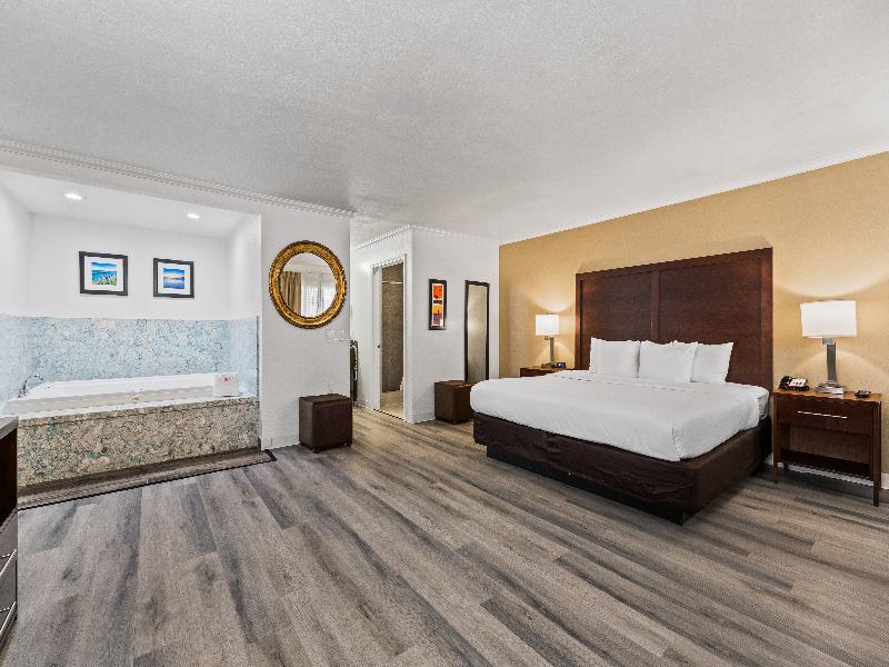 Comfort Inn Santa Cruz image