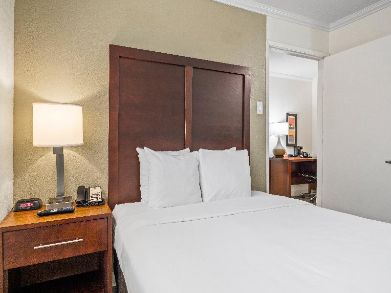 Comfort Inn Santa Cruz image
