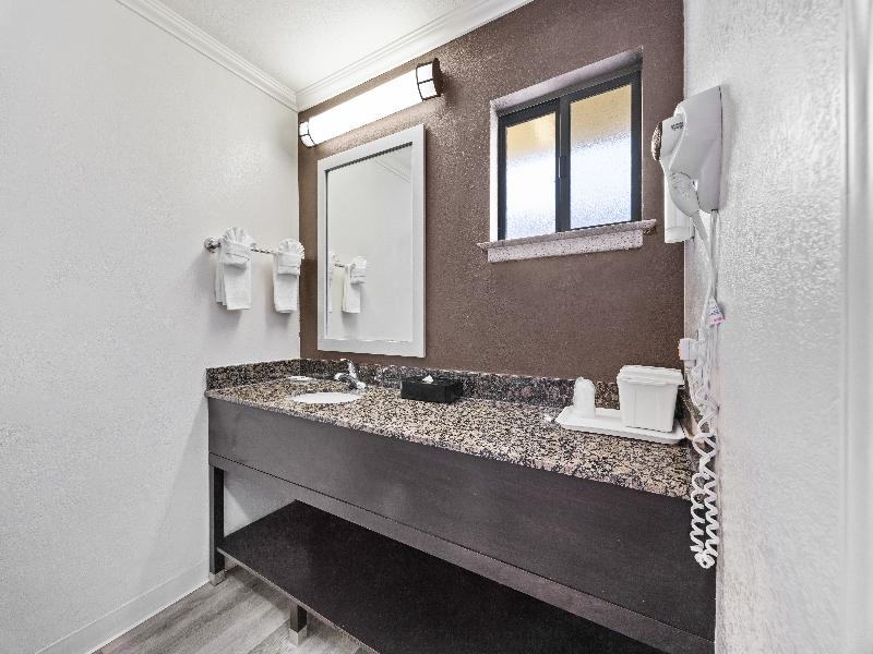 Comfort Inn Santa Cruz image