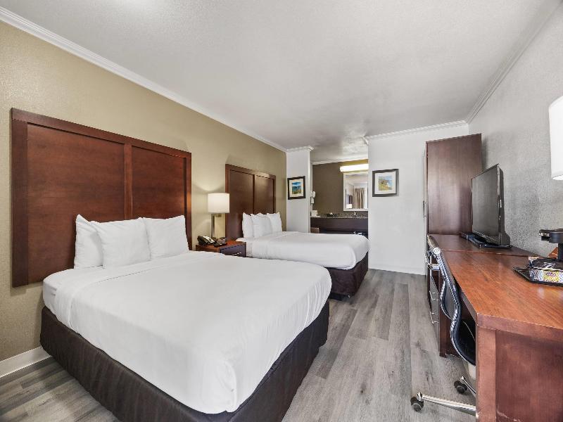 Comfort Inn Santa Cruz image