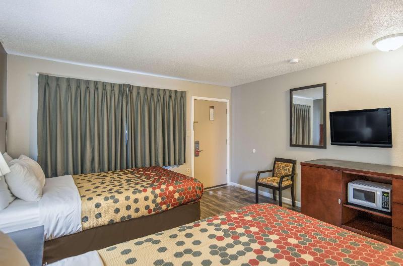 Econo Lodge Inn & Suites image