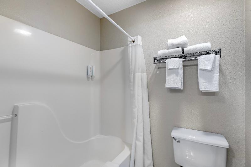 Econo Lodge Longmont Area image